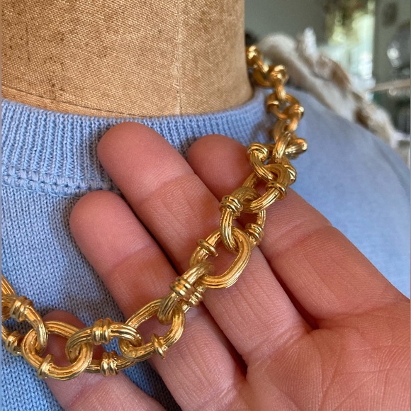 Karine Sultan Classic Chain Link Toggle Necklace 20” SO CLASSIC Goldtone NWT - Picture 6 of 11